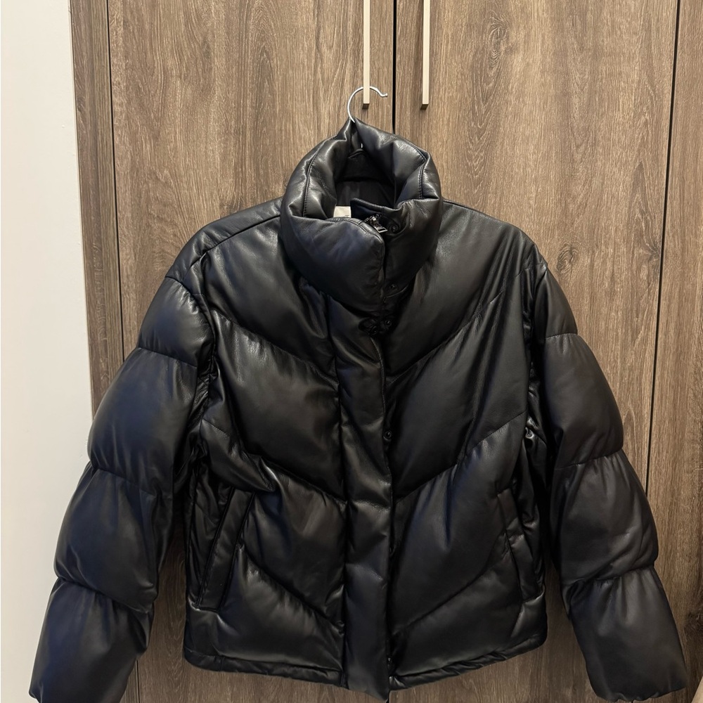 Aritzia Wilfred Cloud Puff